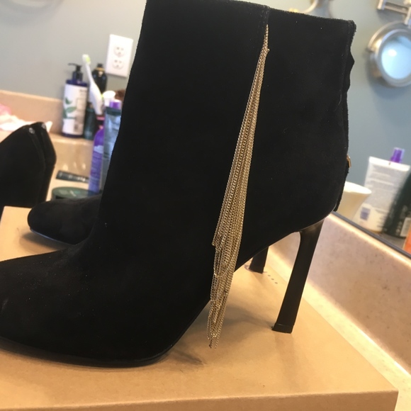 Booties - Picture 3 of 4